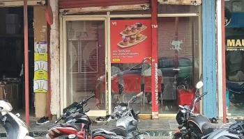 Vi - Vodafone Idea mini Store - Arunodya Market