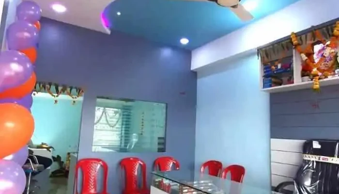 Akshay Digital Electronic Work Shop -  Inside - Digras