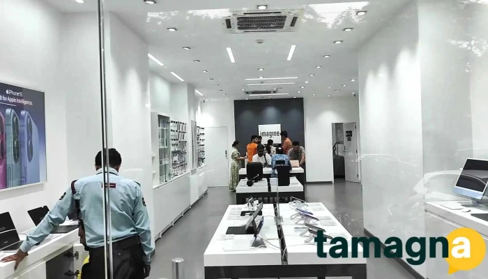 Apple Premium Reseller Imagine Panchkula Haryana Inside - Panchkula