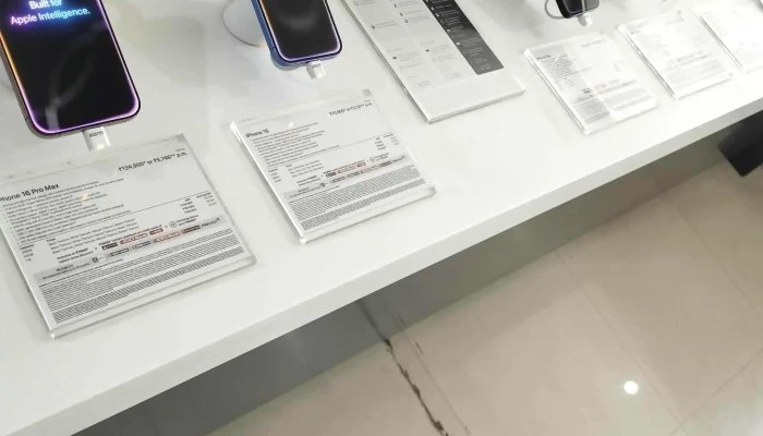 Apple World -  Comments - Hisar