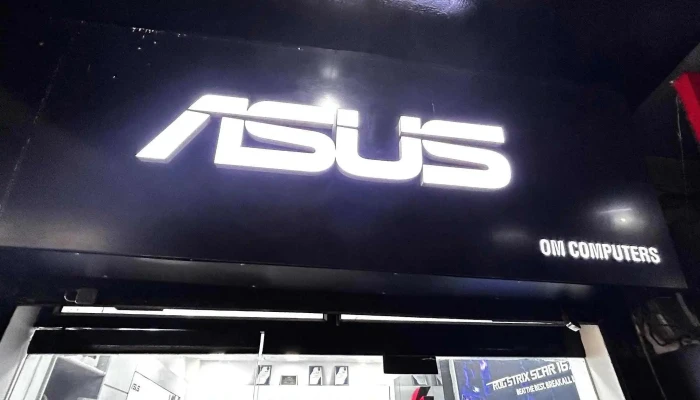Asus Exclusive Store -    Om Computer Gorakhpur - Gorakhpur