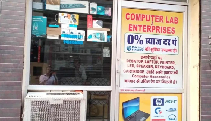 Bhagat Singh Chowk -  Exterior - Barwala, Barwala Rural