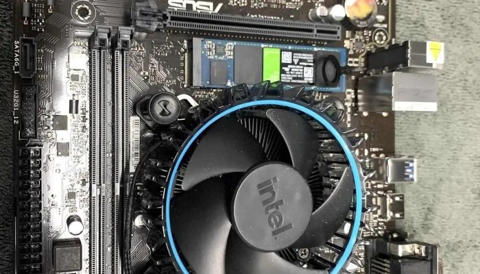 Bigbrain Pc -  Inside - Panchkula