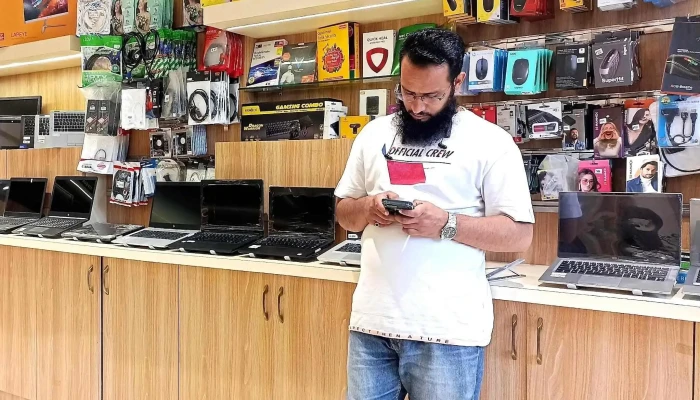 Burhani Computech -    Refurbished It Store Near Me - Nashik