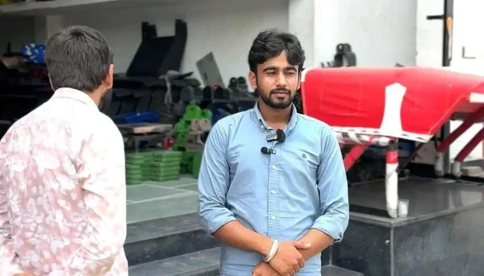 Chopra Tractor Accessories -  Inside - Tohana