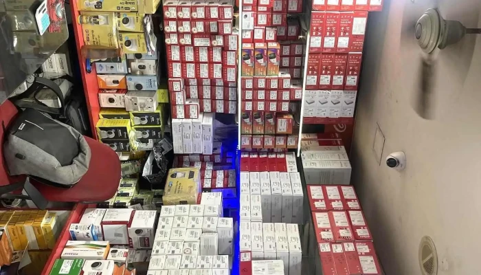Compu World -  Inside - Ulhasnagar, Mumbai
