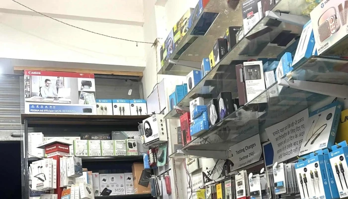 Computer Shop -  Catalog - Gurugram, Tikampur