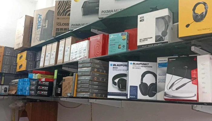 Computer Shop -  Where - Gurugram, Tikampur