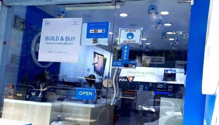 Dell Exclusive Store -    Civil Line Inside - Gurugram