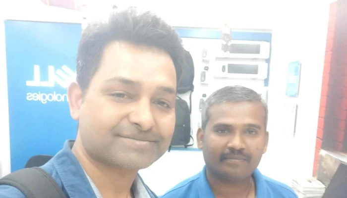 Dell Exclusive Store -    Cmd Chowk Bilaspur Computer Store - Bilaspur, Telipara