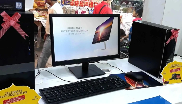 Dell Exclusive Store -    Cmd Chowk Bilaspur Discounts - Bilaspur, Telipara