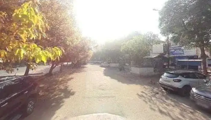 Dell Exclusive Store -    Galleria Market Gurugram Street View 360deg - Gurugram
