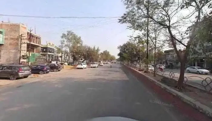 Dell Exclusive Store -    Old Bus Stand Bilaspur Street View 360deg - Bilaspur, Telipara