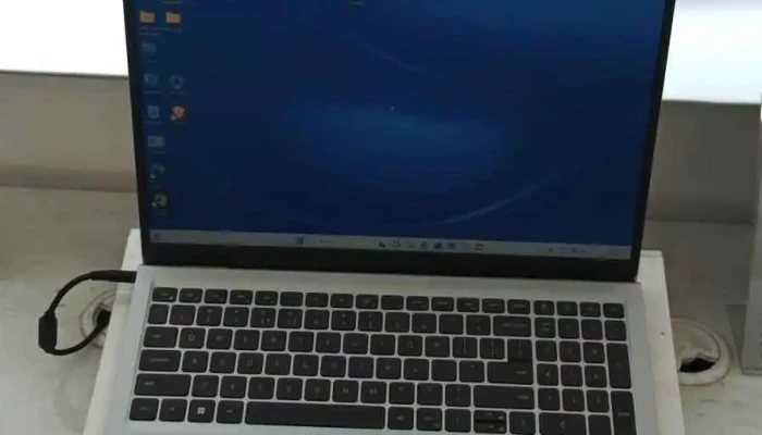 Dell Exclusive Store -    Rohtak Inside - Rohtak