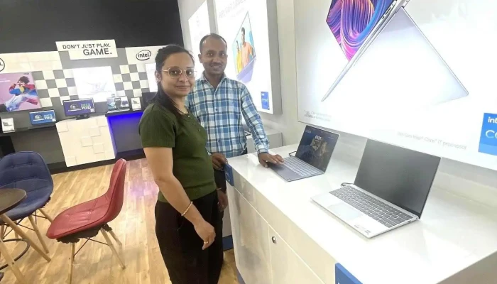 Dell Exclusive Store -    Sector  14 Gurgaon Computer - Gurugram