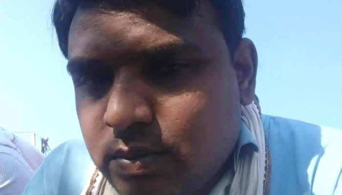 Deshmukh Computers And Multyservices -  Principal - Jintur