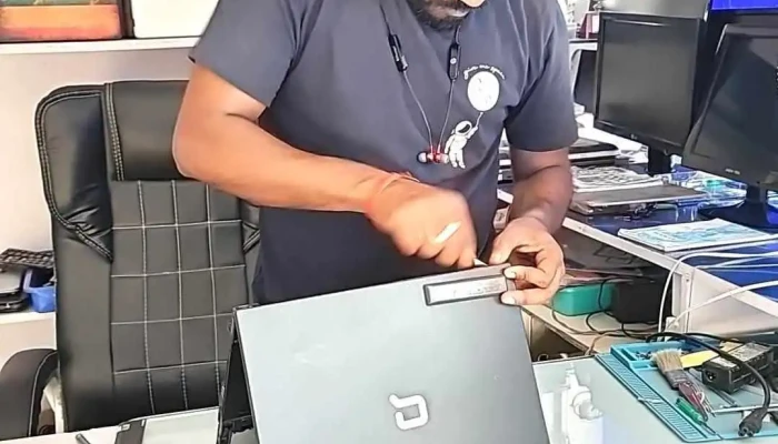 Electron Care -    Laptop Service Center All - Pimpri-chinchwad