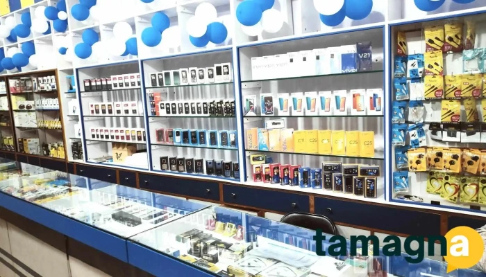 Electronics Point -  Inside - Chhatrapati Sambhajinagar