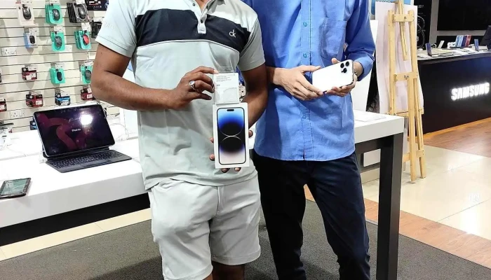 Future World -    Apple Authorised Reseller Inside - Thanesar, Kurukshetra