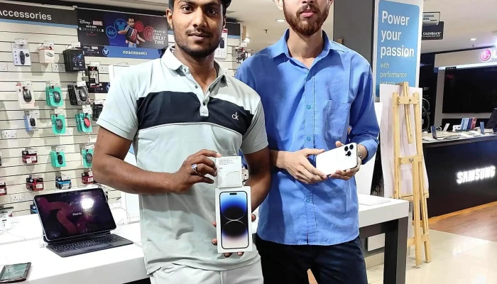 Future World -    Apple Authorised Reseller Thanesar Kurukshetra - Thanesar, Kurukshetra
