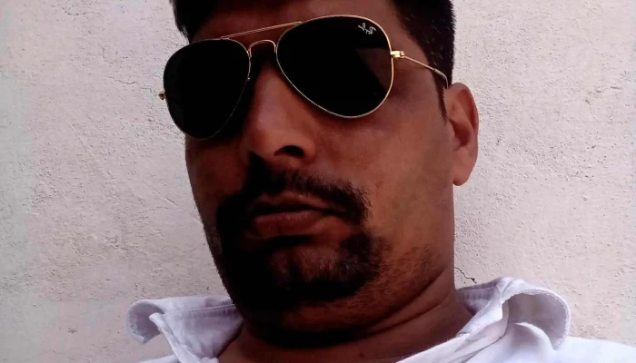 Gadget Store -  Comments - Dadri, Charkhi Dadri