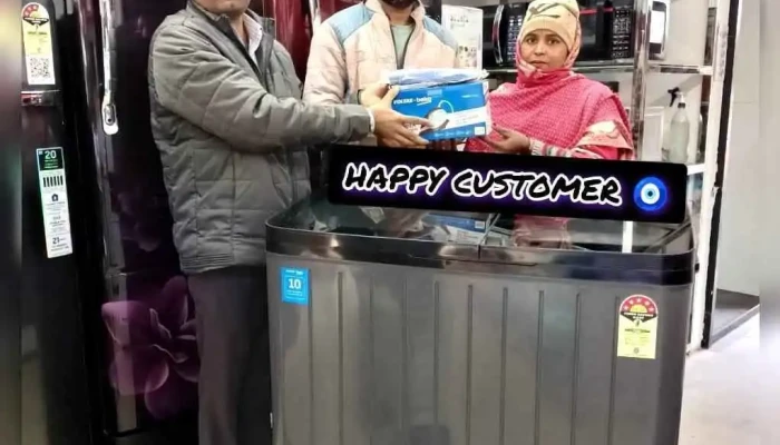 Ganesh Radios -  Inside - Mandi Dabwali