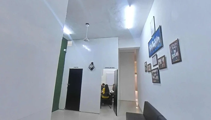Ideal Coaching Centre -    Best Iit Neet Nda Cds Computer Coaching Centre In Yamunanagar Street View 360deg - Yamuna Nagar