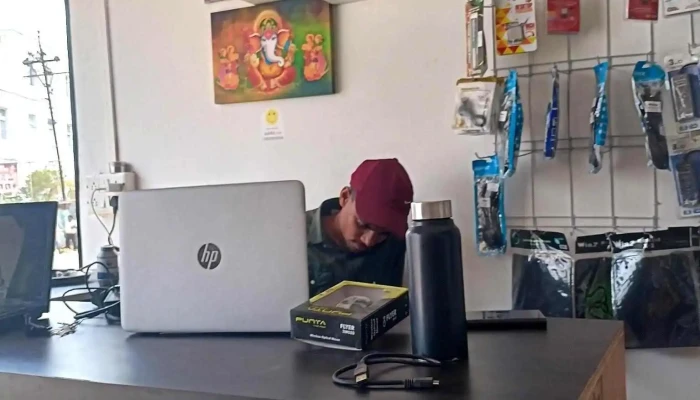 Ideal Computer Gondia - Near Bharat Driving Class