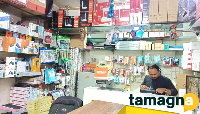 Intel Group Computer Shop -  Inside - Pune