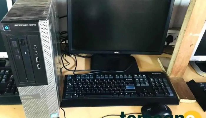 Lapcom Enterprises -  Inside - Akola