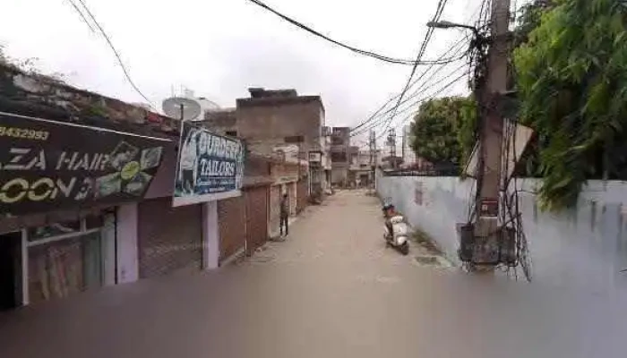 Laptop Solution Street View 360deg - Yamuna Nagar