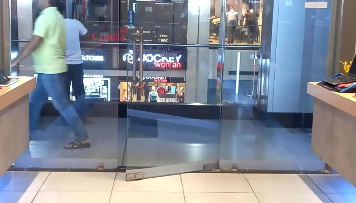 Lenovo Exclusive Store -    Scs Discounts - Gurugram, Sarhol