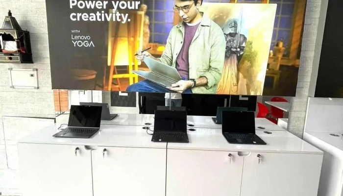 Lenovo Exclusive Store -    Tulsi Enterprises Inside - Hisar