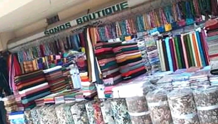 Manu Electronics -  Cell Phone Store - Tura