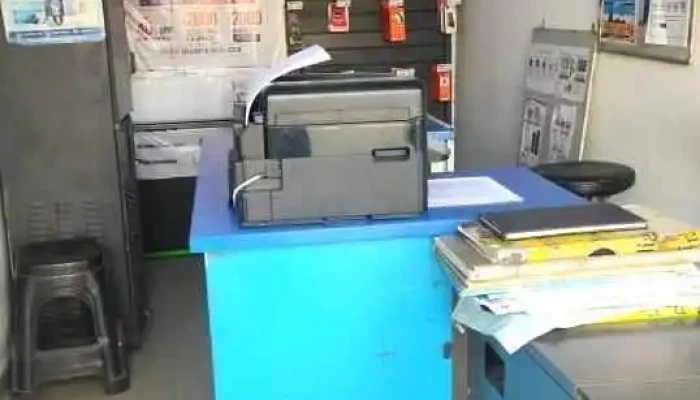 My Jio Store -  Inside - Hansi
