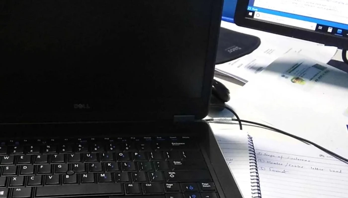 Old Laptop - Hisar