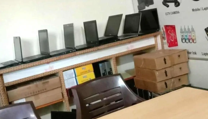 Om Sai Computer Satara - 1St Floor