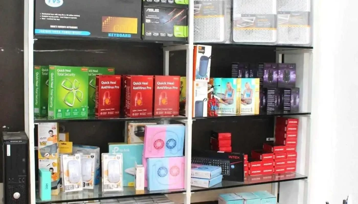 Panna Computers | Refurbished Laptop | Second Hand Laptop | Used Laptop in Pune - Bus Stop