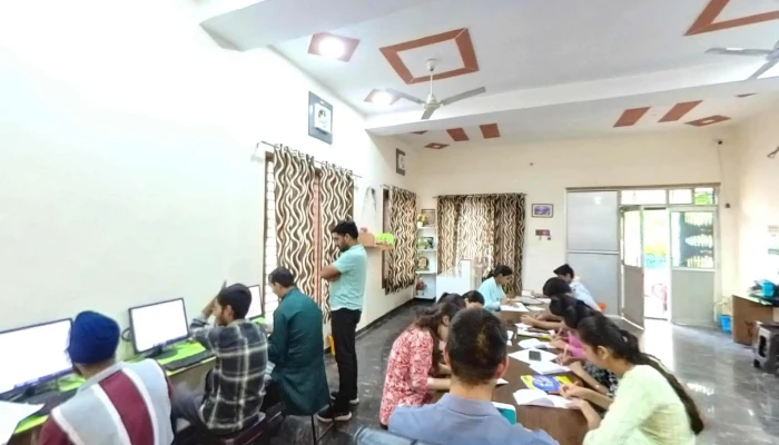 Prayag Computer Centre And Punjabi Coaching Centre -  All - Hisar