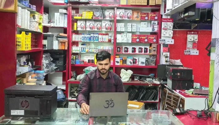 Radhe Computers -  Inside - Fatehpur, Pundri