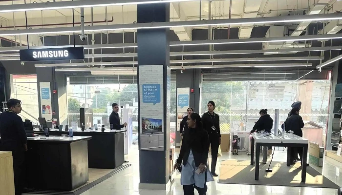 Reliance Digital -  Electronics Store - Yamuna Nagar