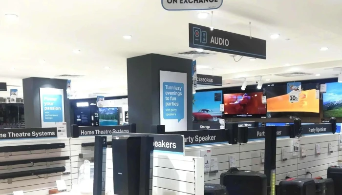 Reliance Digital -  Electronics Store - Nashik, Deolali