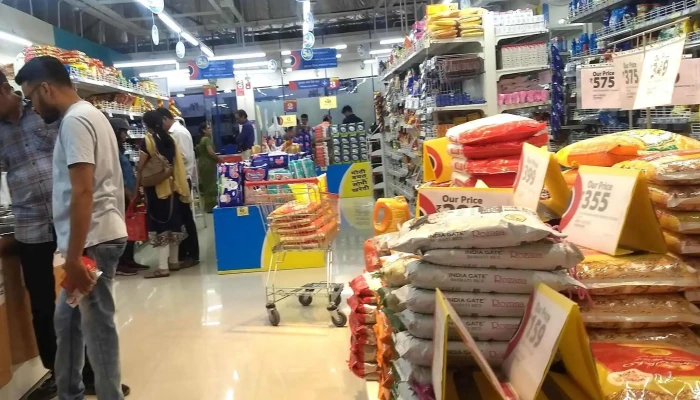Reliance Smart Point -  Open Now - Anjangaon