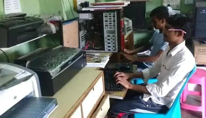 Rr Computer - Bsnl Colony
