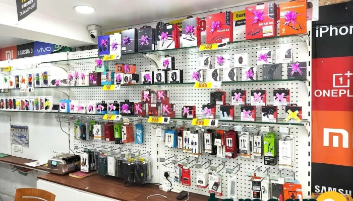 S S Mobile Shop -  Principal - Maharashtra 413203