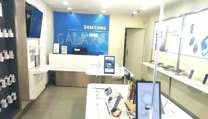 Samsung Experience Store -    Shree Krishna Enterprises   Dav Market Inside - Yamuna Nagar