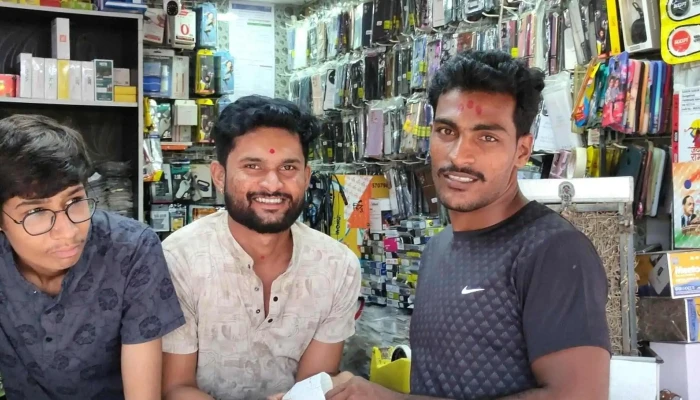 Saykar Mobile Gangakhed -  Instagram - Gangakhed