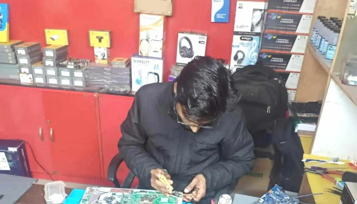 Shree Computer And Cartridge Solutionprinter And Laptop Macbook Chip Level Repairing Cctvnetworking Cartridge Refilling Address - Gurugram