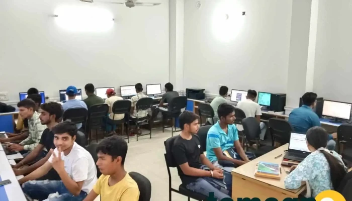Sunshine Computer Center -  By Owner - Kharkhoda