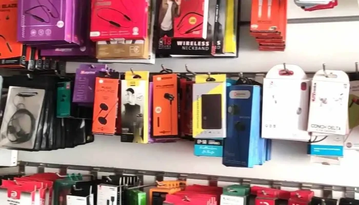 Tech Lounge -    Computer Mobile Sales And Services Videos - Pune, Pimpri-chinchwad